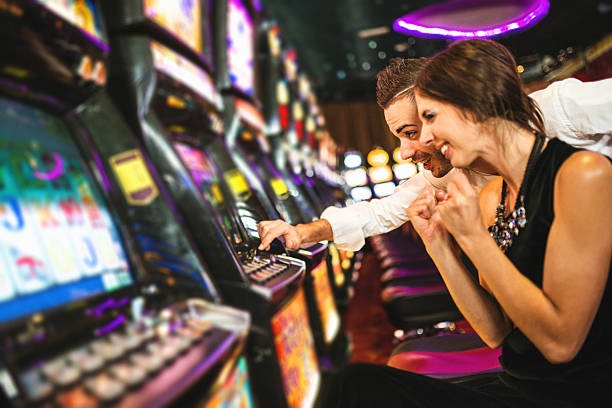 Live-dealer blackjack table at itugol login with multiple camera angles